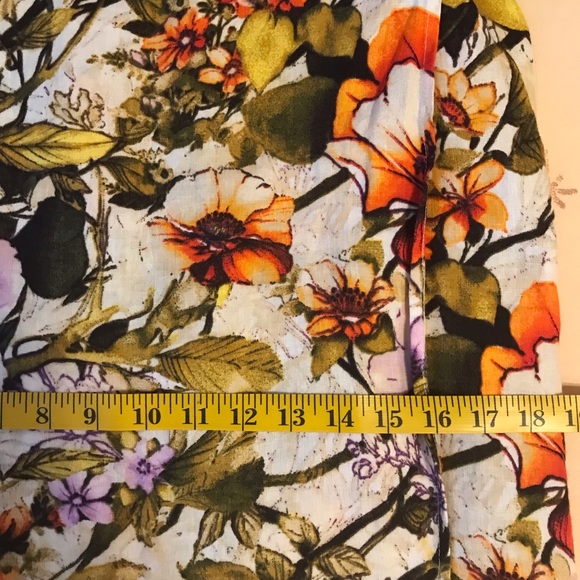 Chicos faux wrap skirt. Beautiful fall colors. - Picture 5 of 6